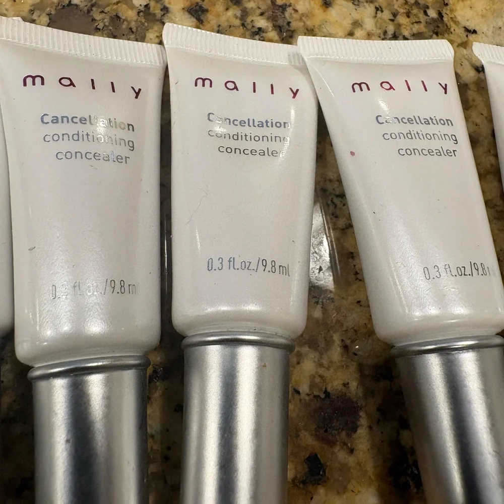 Mally Cancellation Conditioning Concealer‎ in Rich SPF 25 NEW Lot 5 .3oz tubes